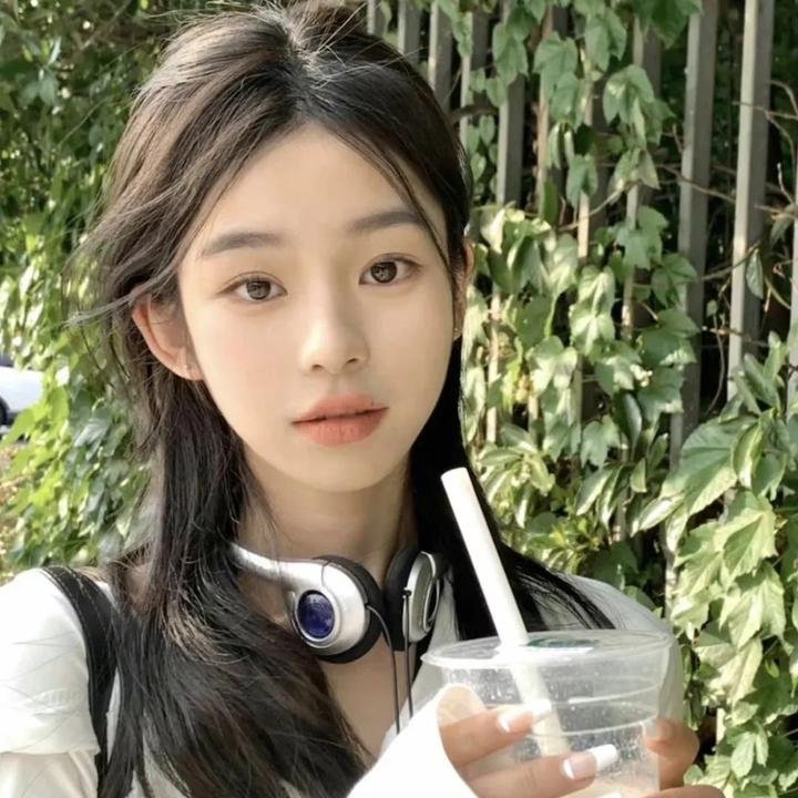 美女和死党